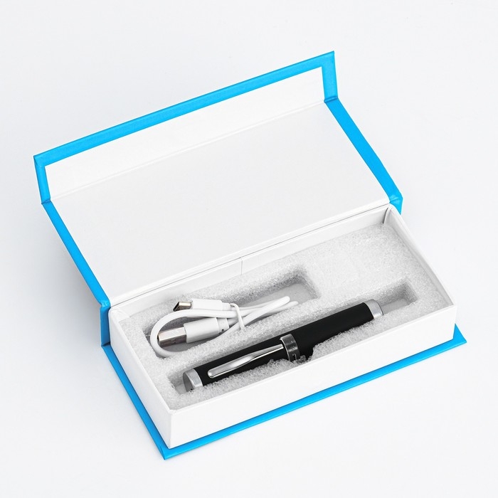 Лазерная указка 532 нм, 500 мАч, дальность 1 км, microUSB, зеленый луч Лазерная указка 532 нм, 500 мАч, дальность 1 км, microUSB, зеленый луч