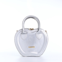 Сумка женская кросс-боди на молнии, цвет серебряный Сумка женская кросс-боди на молнии, цвет серебряный