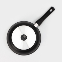 Сковорода «Традиция», d=24 см, съёмная ручка, антипригарное покрытие, цвет чёрный Сковорода «Традиция», d=24 см, съёмная ручка, антипригарное покрытие, цвет чёрный