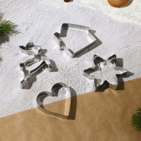 Новый год. Набор кондитерский &laquo;Рождество&raquo;, формы для печенья 4 шт, лопатка 1 шт