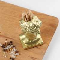 Подставка для зубочисток &laquo;Давид&raquo;, золотая, 5х5х9 см