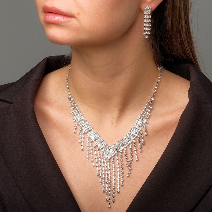 Набор 2 предмета: серьги, колье &laquo;Искры&raquo; дождик, цвет белый в серебре, 30 см