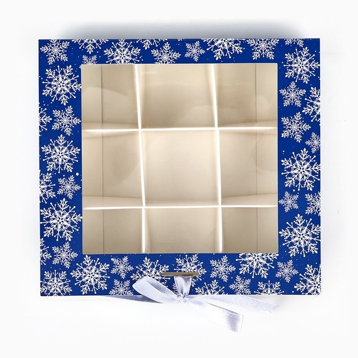 Коробка под 9 конфет с ячейками «Снежинки» 14.8 х 13.5 х 3.5 см, Новый год Коробка под 9 конфет с ячейками «Снежинки» 14.8 х 13.5 х 3.5 см, Новый год