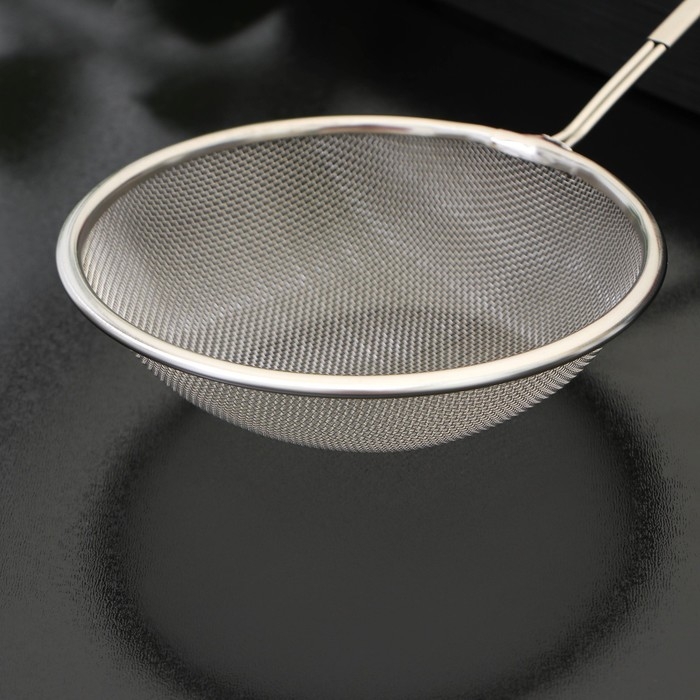 Сито для просеивания с ручкой Доляна &laquo;Изыск&raquo;, d=12 см, цвет красный