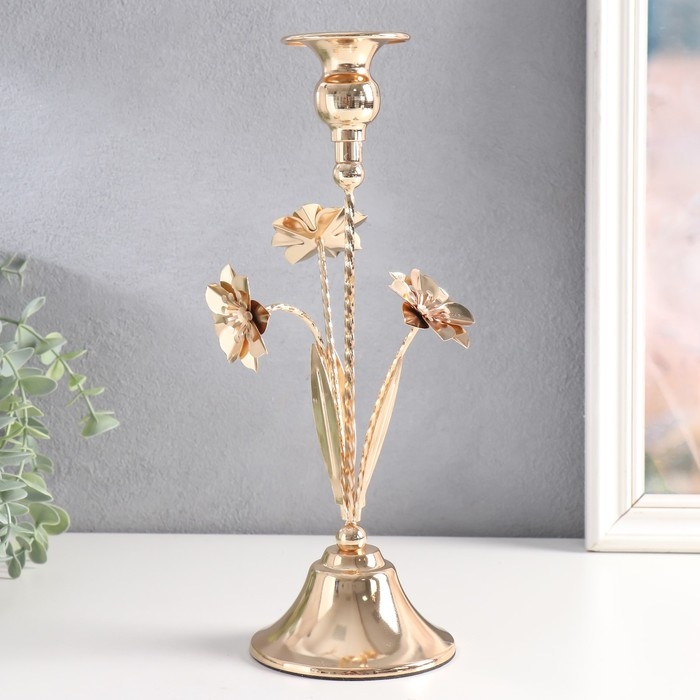 Подсвечник металл на 1 свечу "Три цветка" d-2,5 см золото 10х10х28 см