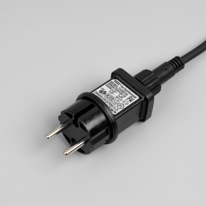 Гирлянда &laquo;Клип-лайт&raquo; 5 нитей по 20 м, IP44, УМС, тёмная нить, 665 LED, свечение красное, 24 В