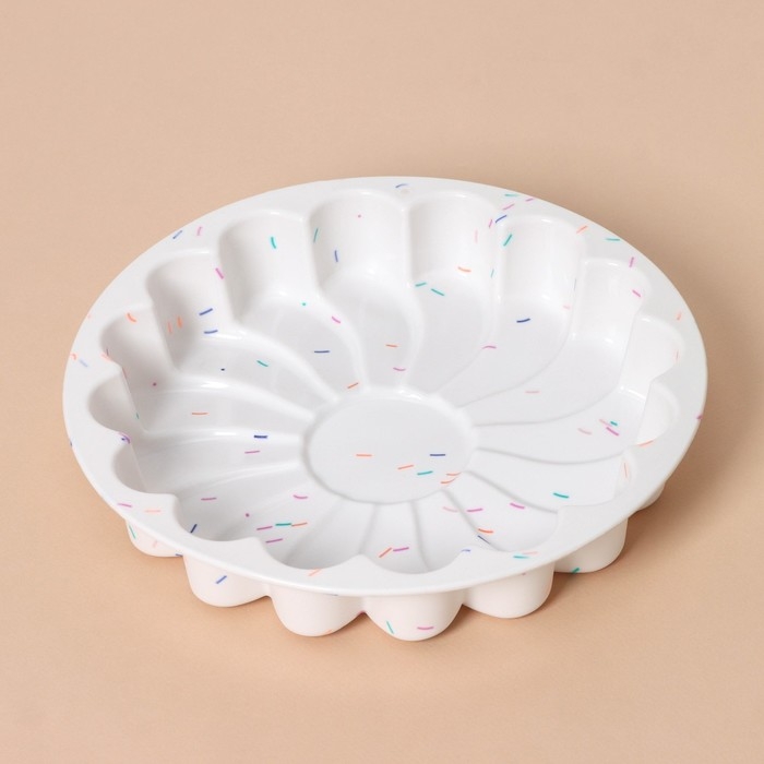 Форма для выпечки KONFINETTA &laquo;Ромашка&raquo;, силикон, d=20 см (внутр. диаметр 18,5 см), цвет белый