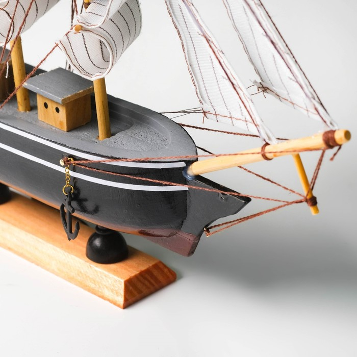 Корабль сувенирный средний  &laquo;Амалия&raquo;,  микс