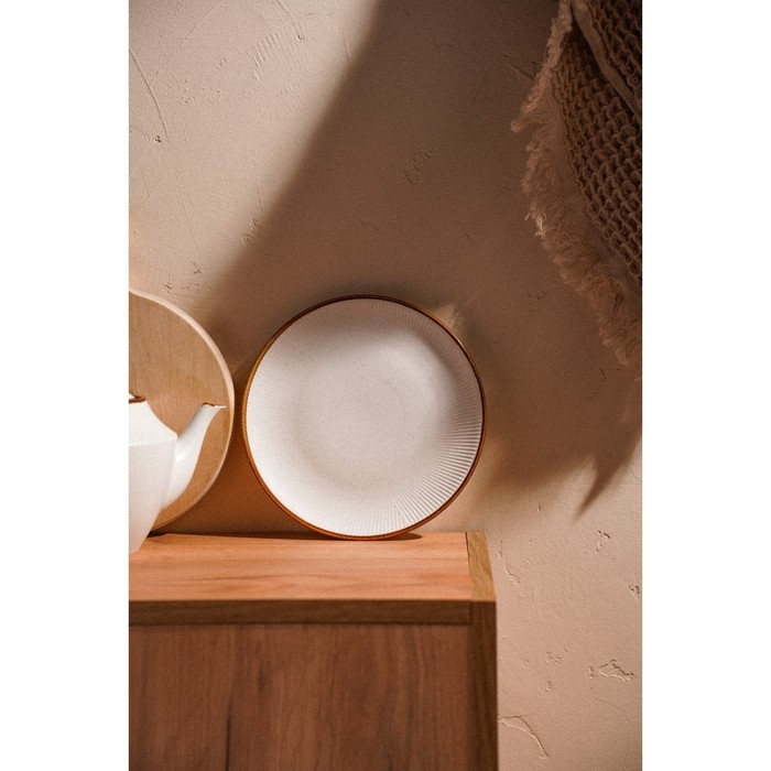 Тарелка обеденная фарфоровая SL Home «Волна в камне», d=20,5 см, цвет белый Тарелка обеденная фарфоровая SL Home «Волна в камне», d=20,5 см, цвет белый