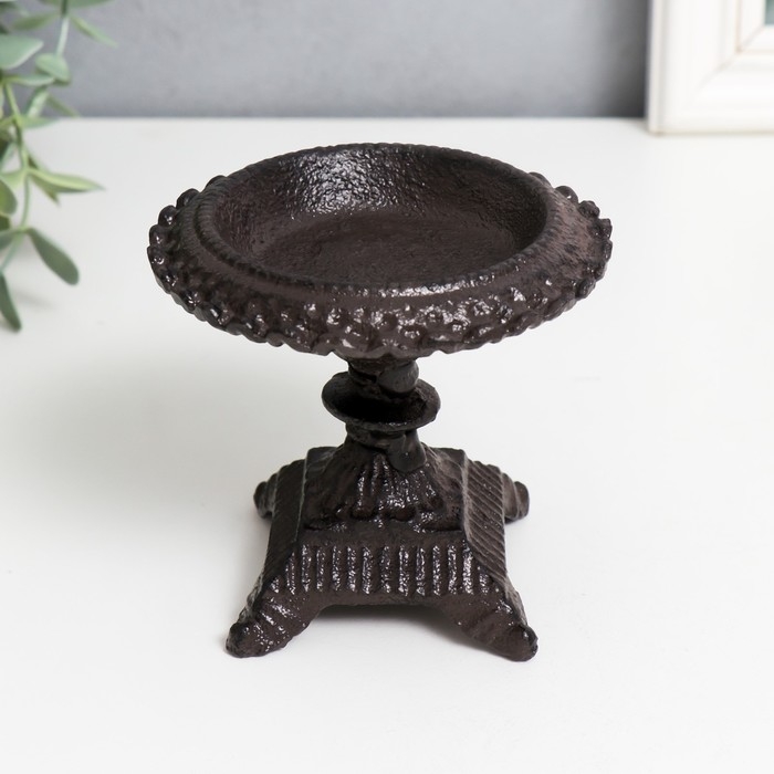 Подсвечник чугун на 1 свечу Подсвечник чугун на 1 свечу "Графство" 9,5х9х9 см