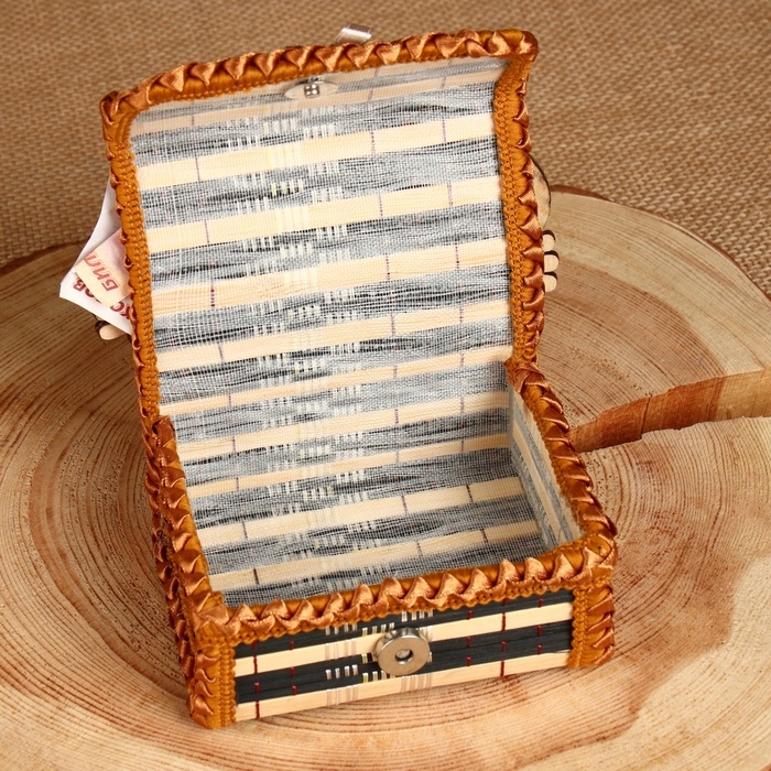 Оберег - шкатулка &laquo;Домовой&raquo;, на сундучке, 10х15х14 см, микс