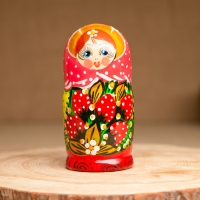 Матрёшка 5-ти кукольная "Катя" ягоды , 12-13 см, ручная роспись.