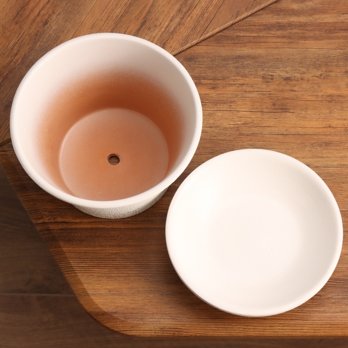 Горшок цветочный "Мессина" белый 1,4 л