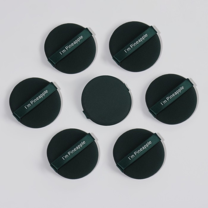 Спонжи для макияжа &laquo;PINNEAPPLE&raquo;, набор - 7 шт, d = 5,5 см, с держателем, в футляре, цвет изумрудный