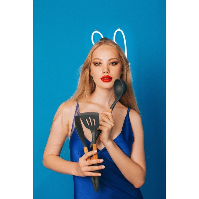 Лопатка с прорезями Доляна &laquo;Брауни&raquo;, 32&times;7 см, цвет серый/бежевый