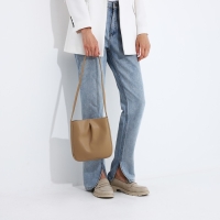 Сумка кросс-боди на молнии, цвет бежевый