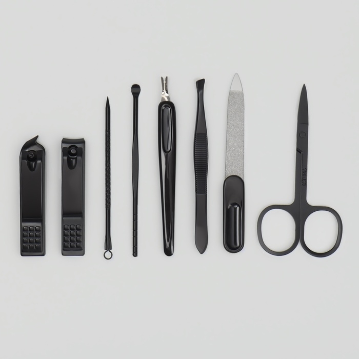 Набор маникюрный &laquo;Christian&raquo;, 8 предметов, в футляре, цвет чёрный/серый