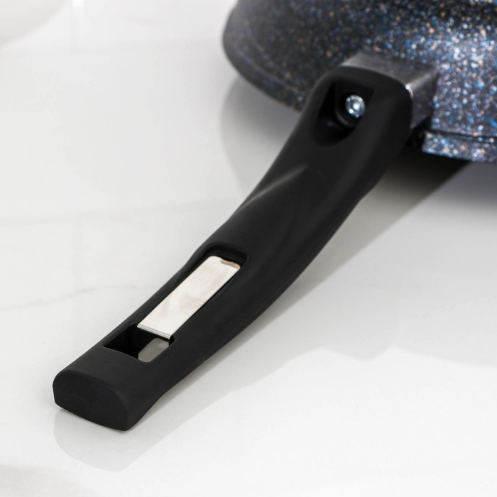 Сковорода &laquo;Гранит Star&raquo;, d=24 см, стеклянная крышка, антипригарное покрытие, тёмно-синий