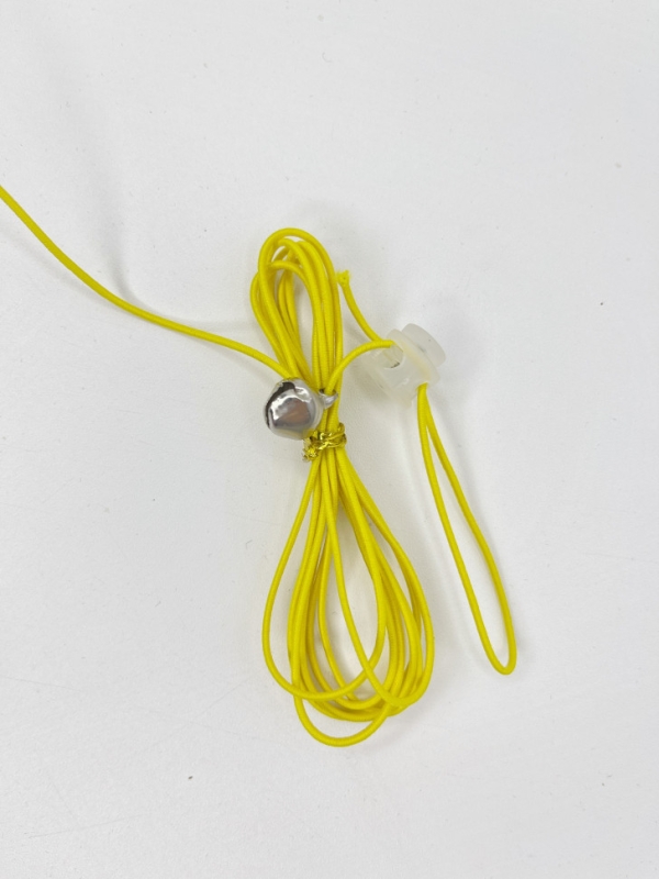 Игрушка для кошек Веревка с перышком и лапкой Игрушка для кошек Веревка с перышком и лапкой