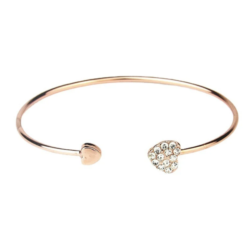 Браслет в с сердцем в стразах