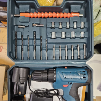 Шуруповерт аккумуляторный с набором бит Pro GSR 120-Li