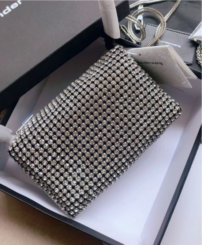 Сумка со стразами