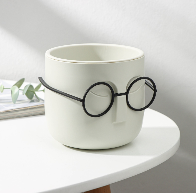 Кашпо для цветов со вставкой «Стив», 650 мл, d=11,5 см, h=10,5 см, цвет белый ротанг Кашпо для цветов со вставкой «Стив», 650 мл, d=11,5 см, h=10,5 см, цвет белый ротанг