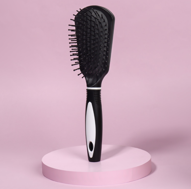 Расчёска массажная, 6,5 x 24 см, цвет чёрный/белый