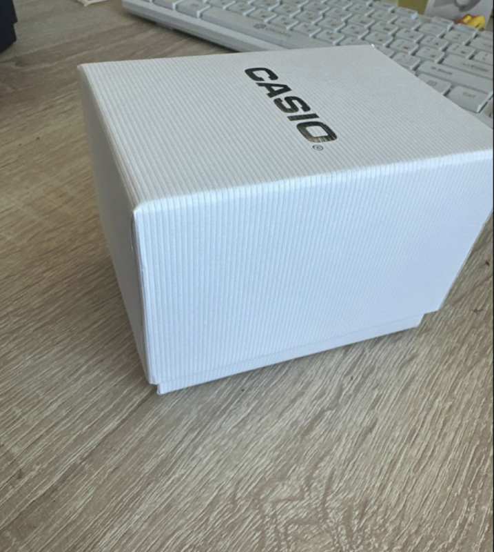 Коробка для часов белая 10*8*7,5 Коробка для часов белая 10*8*7,5