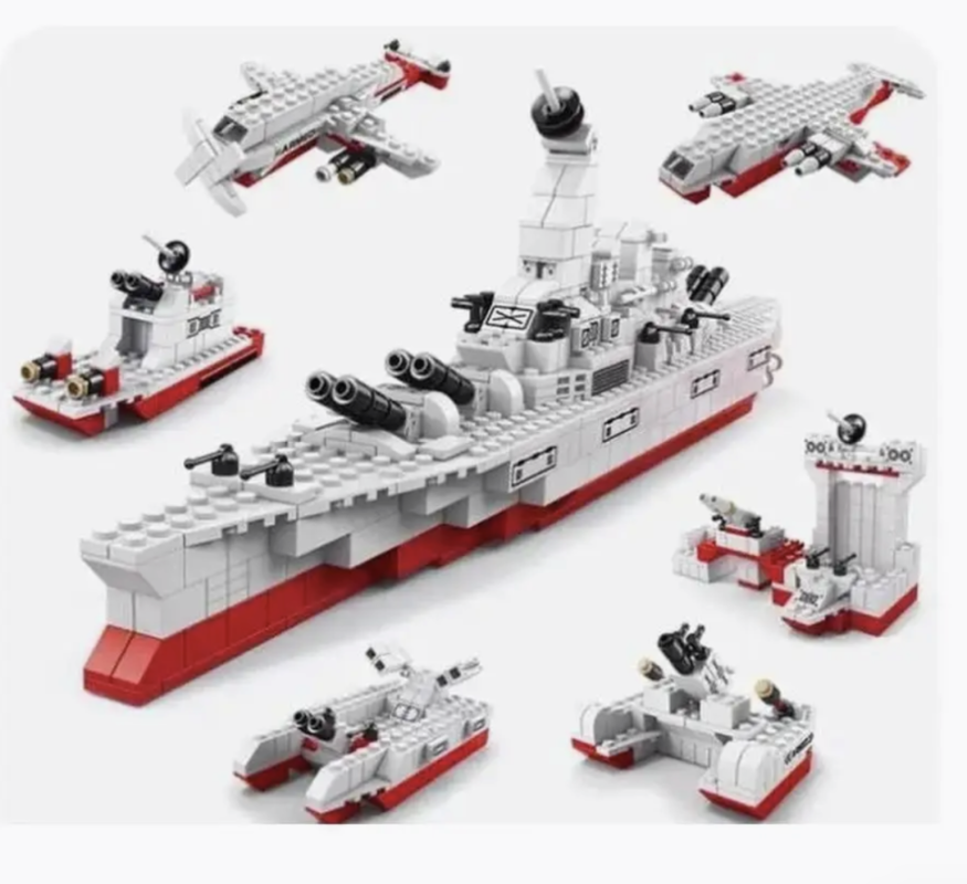 Конструктор  корабль 6 в 1 1000 деталей