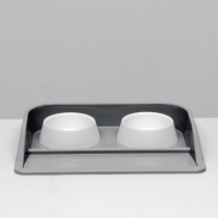 Миски с лотком "Феликс" 0,3 л, 41 x 30 x 6 см, серый лоток, белые миски Миски с лотком "Феликс" 0,3 л, 41 x 30 x 6 см, серый лоток, белые миски